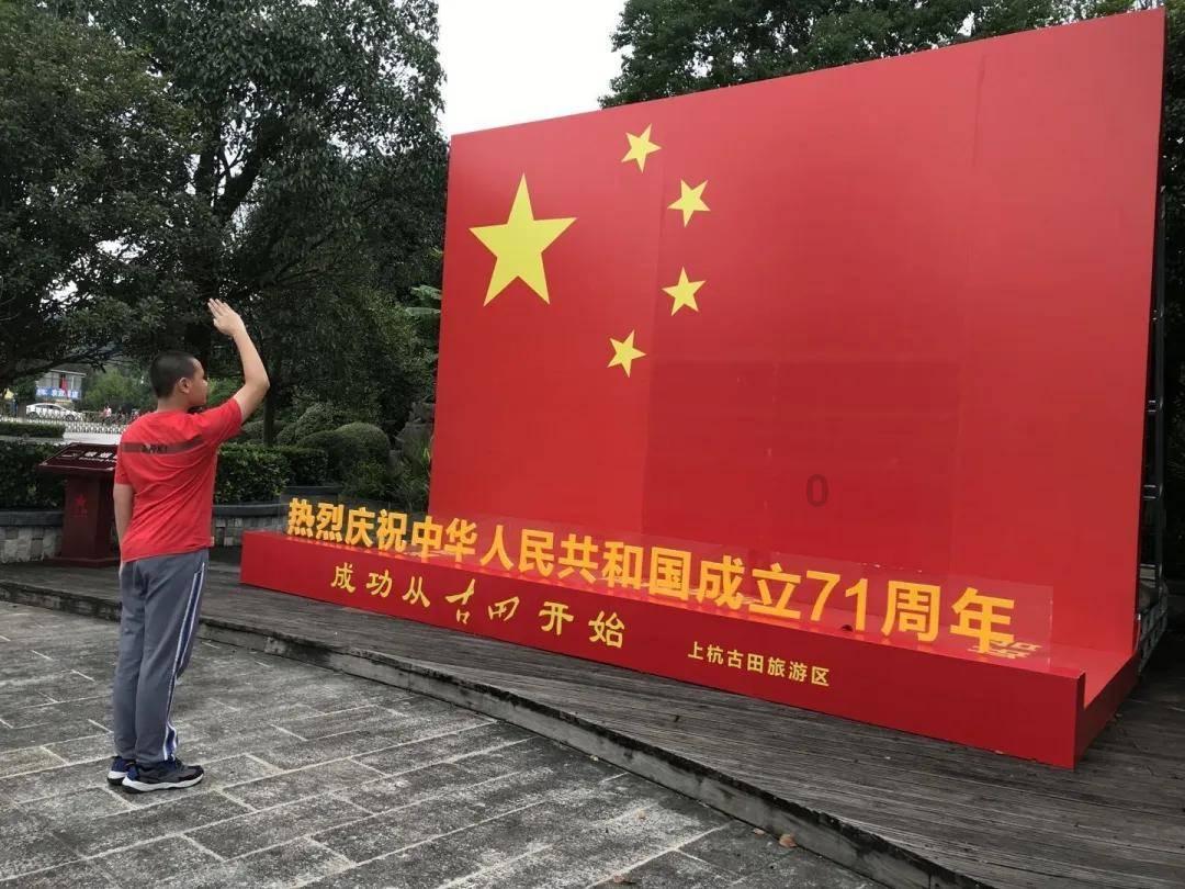 哈尔滨火了后，长白山
